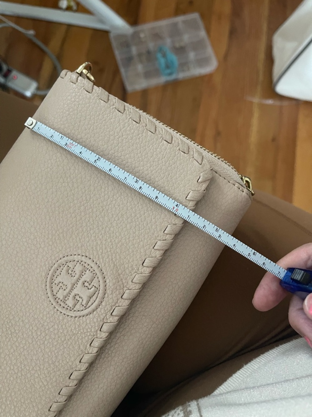 Tory Burch Whipstitch Pebbled Leather Crossbody in Taupe - Picture 9 of 10
